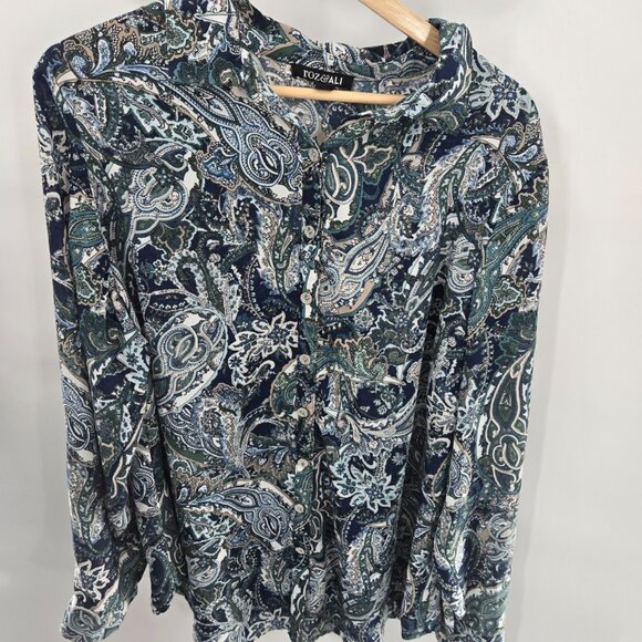 Roz and Ali Blue Green Paisley Button Down Long Sleeved Blouse 1x - Picture 3 of 13